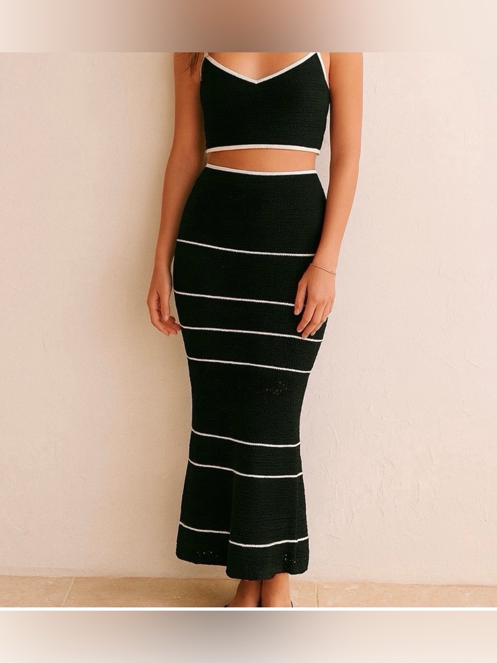 NEW Abercrombie & Fitch Crochet Knit Black Midi Skirt - Medium